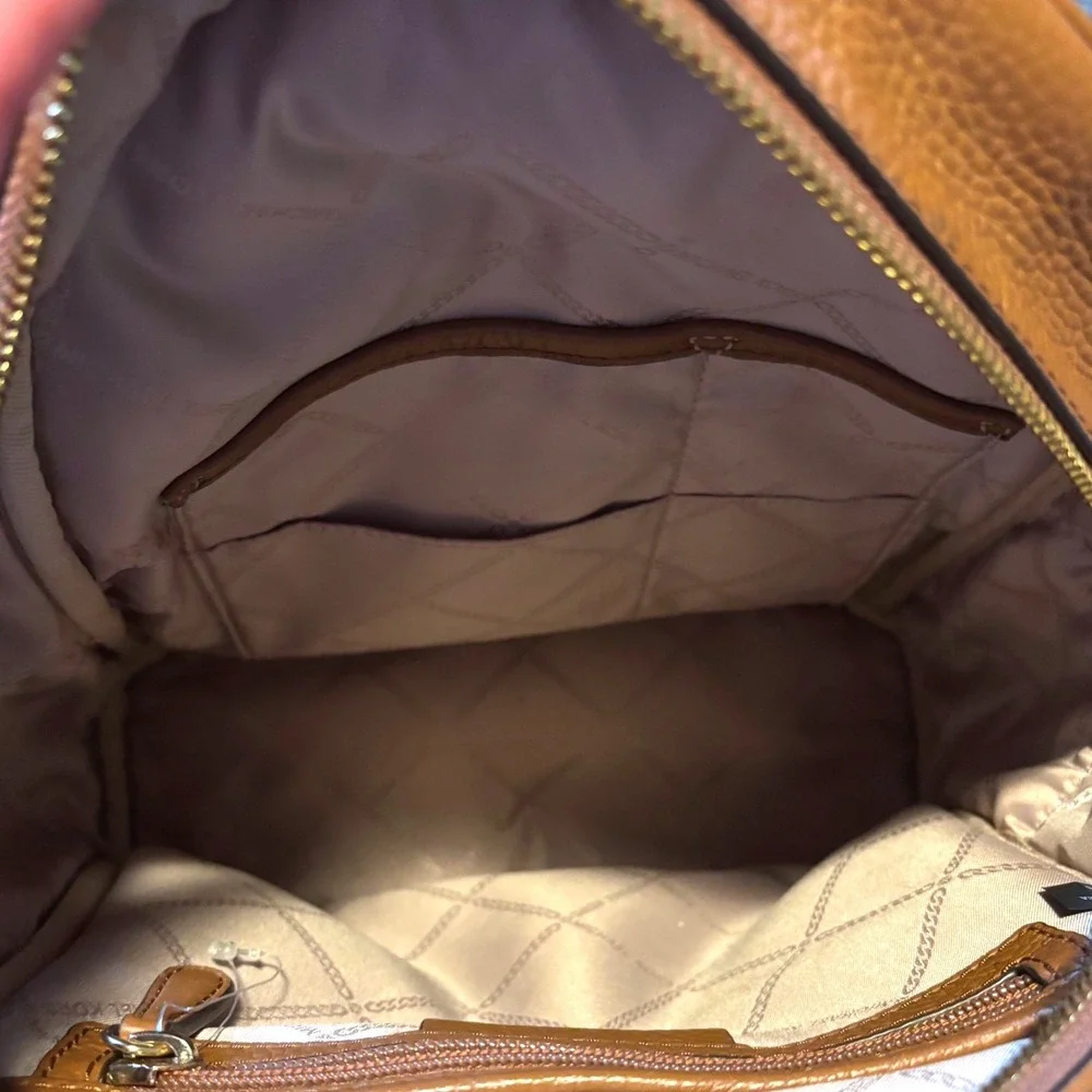 MICHAEL KORS Tan Pebble Leather Small Backpack Bag‎ Gold Hardware - Picture 7 of 11